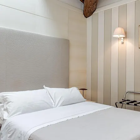 فندق مبيت وإفطار Molo 73 إِمبولي