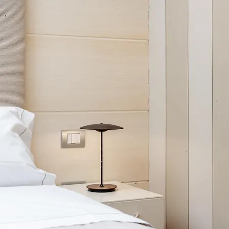Molo 73 فندق مبيت وإفطار إِمبولي