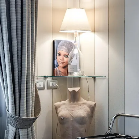 Molo 73 إِمبولي